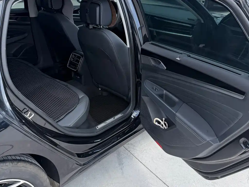 Volkswagen Passat — миниатюра 12