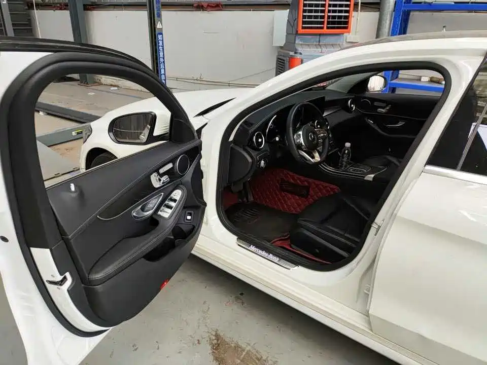 Mercedes-Benz C-Class — миниатюра 5