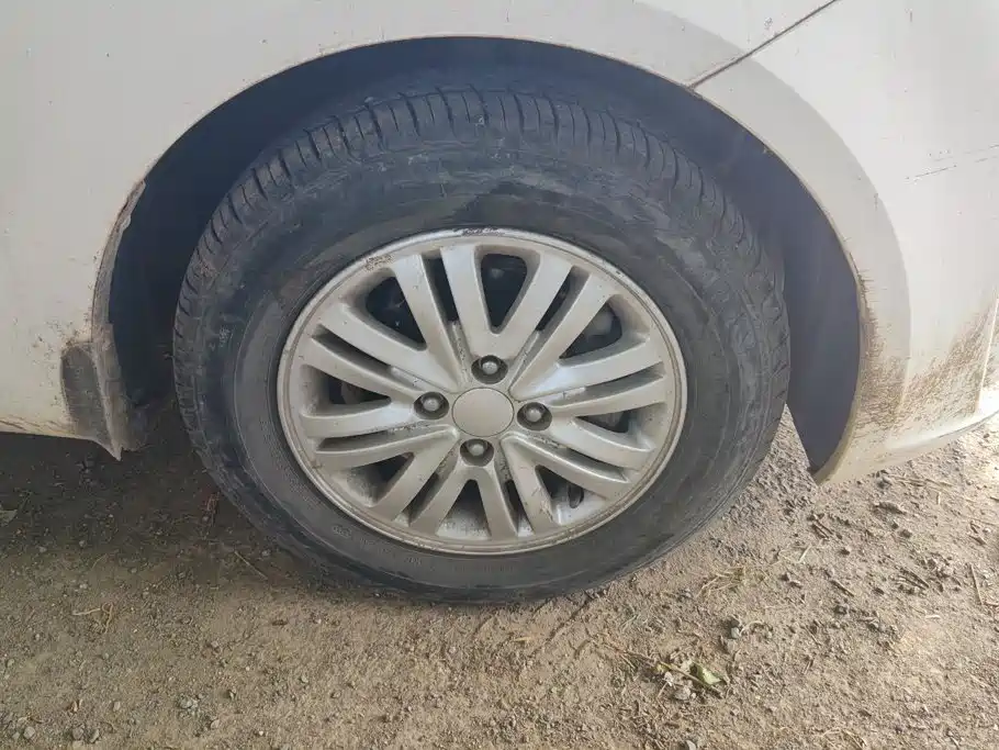 Kia K2 — миниатюра 6