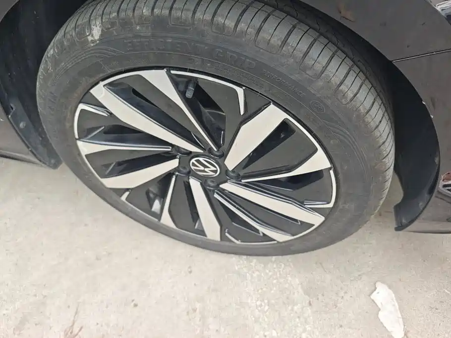 Volkswagen Passat — миниатюра 6