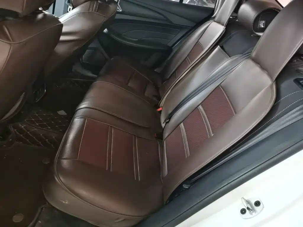 Roewe i5 — миниатюра 17