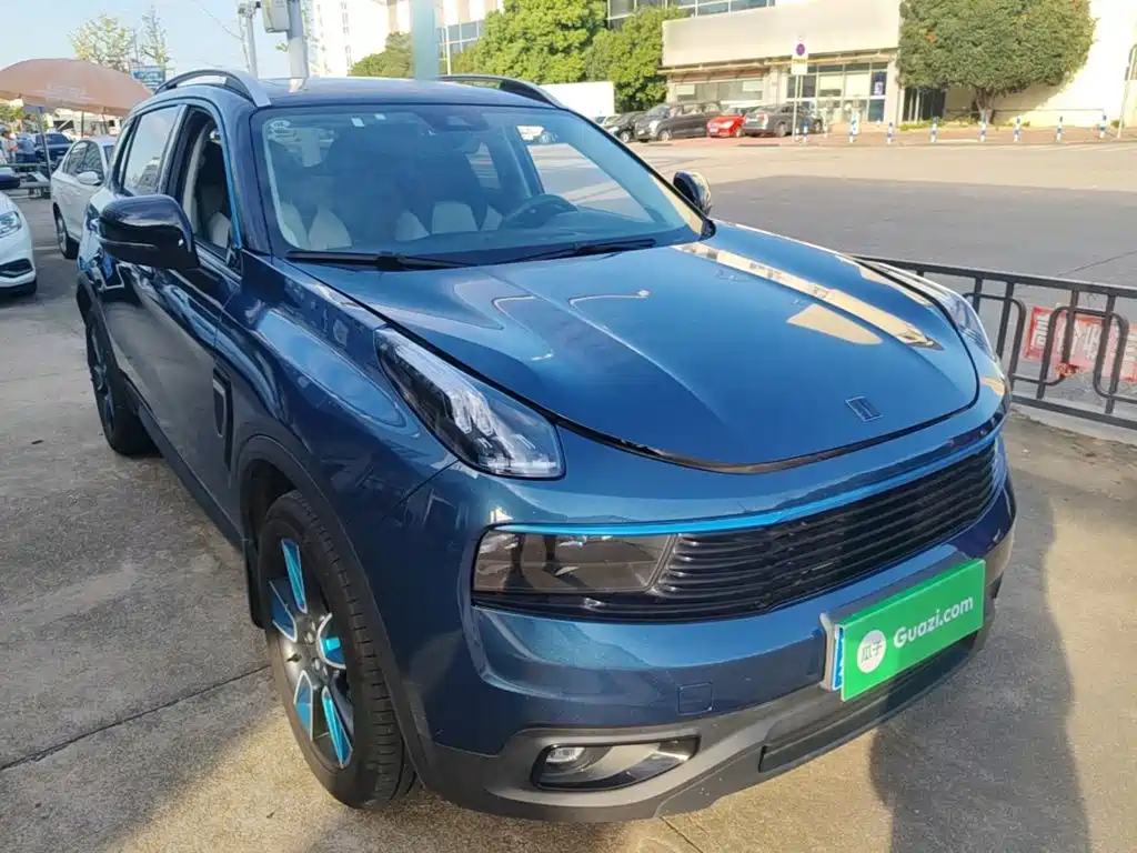 Lynk & Co 01 — миниатюра 4