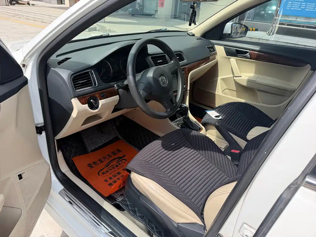 Volkswagen Lavida — миниатюра 4