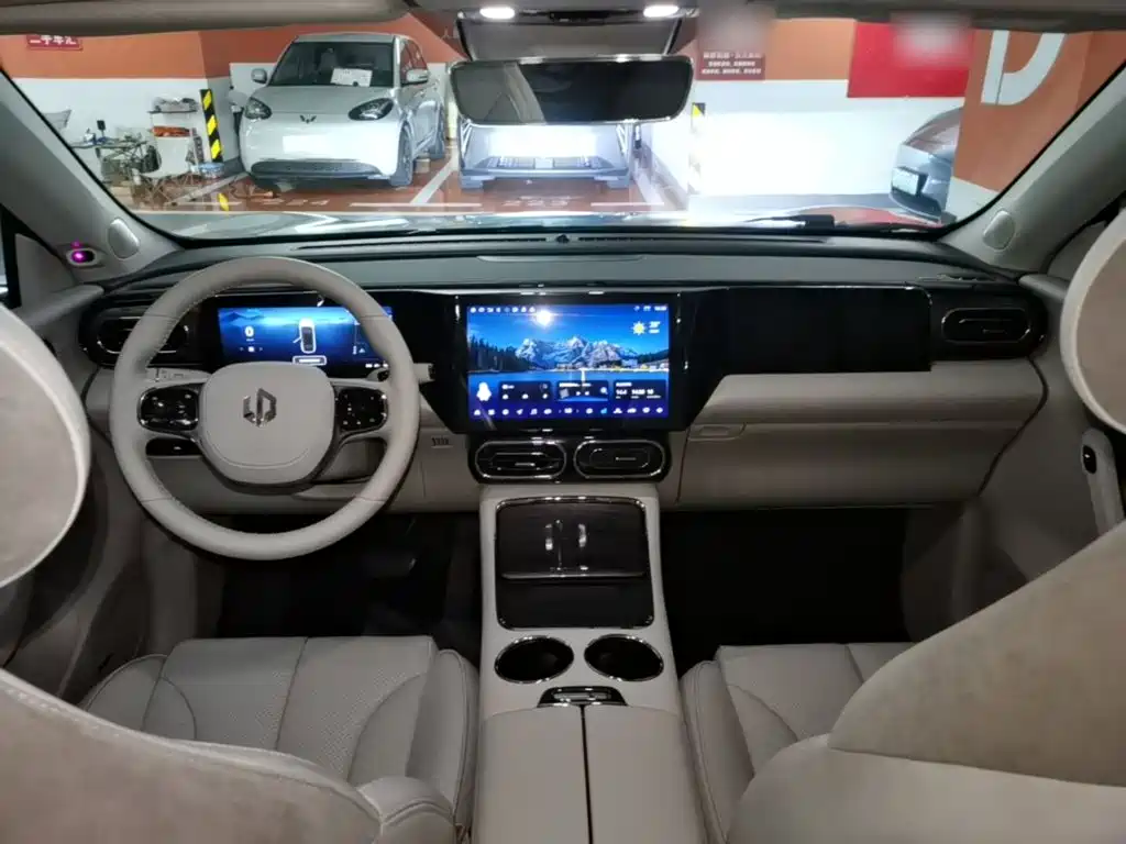 Leapmotor Leapmotor C11 — миниатюра 10