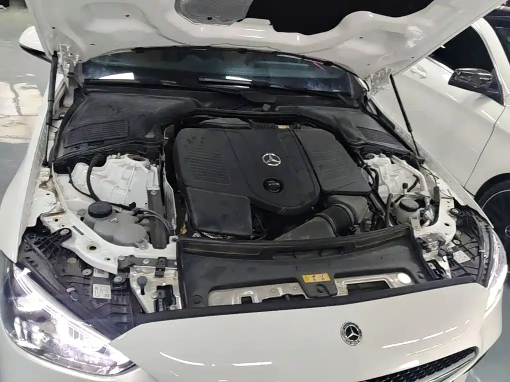 Mercedes-Benz C-Class — миниатюра 20