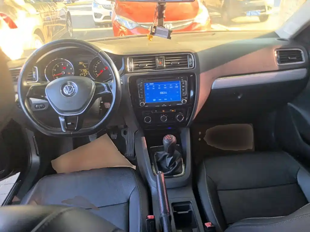 Volkswagen Sagitar — миниатюра 10
