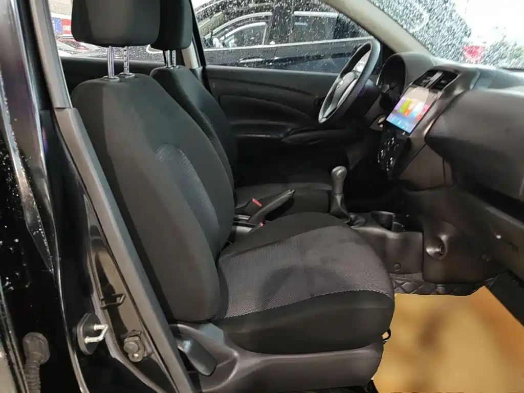 Nissan Sunny — миниатюра 25