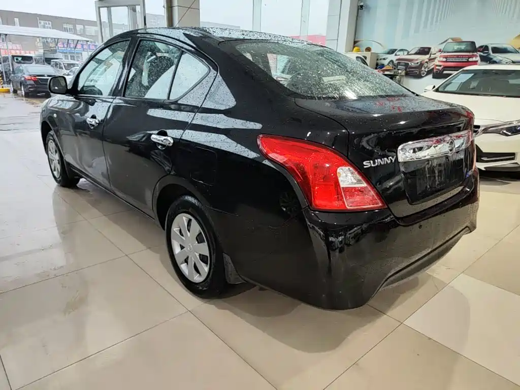 Nissan Sunny — миниатюра 5