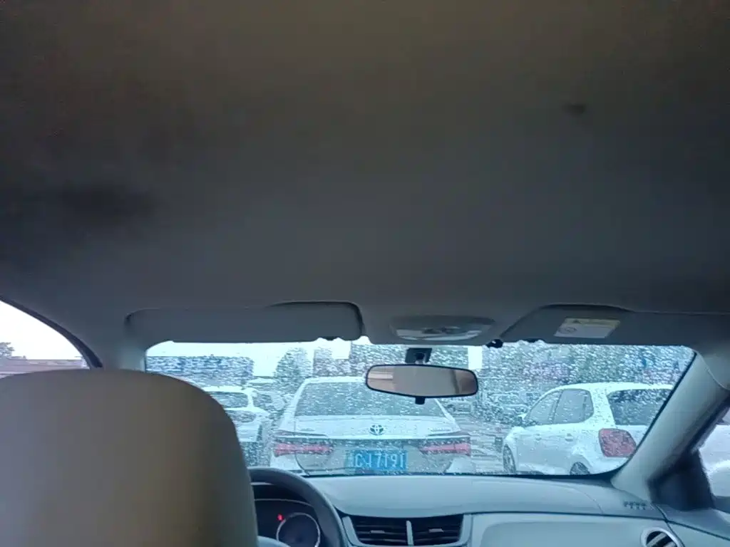 Chevrolet Sail — миниатюра 18