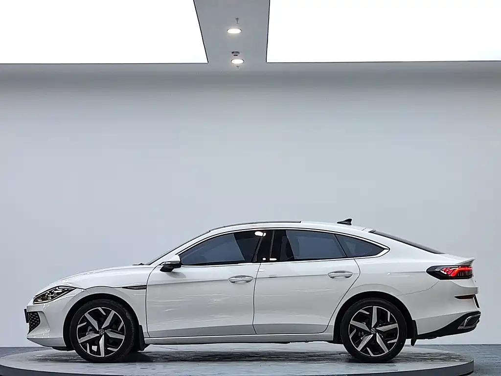 Volkswagen Lamando — миниатюра 5