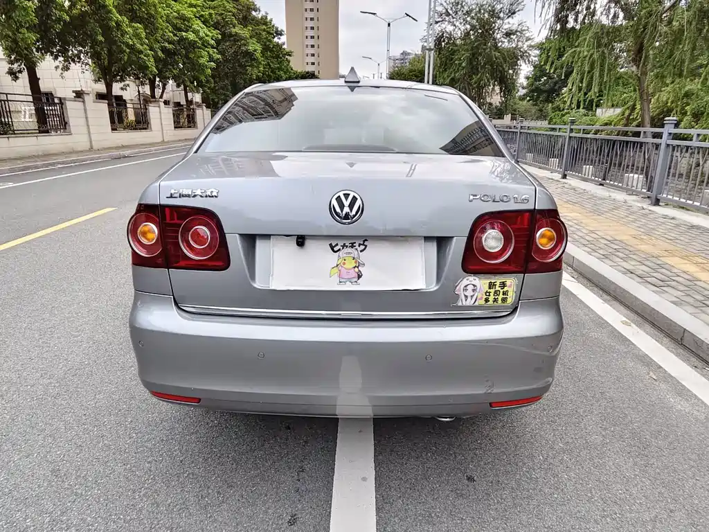 Volkswagen Polo — миниатюра 6