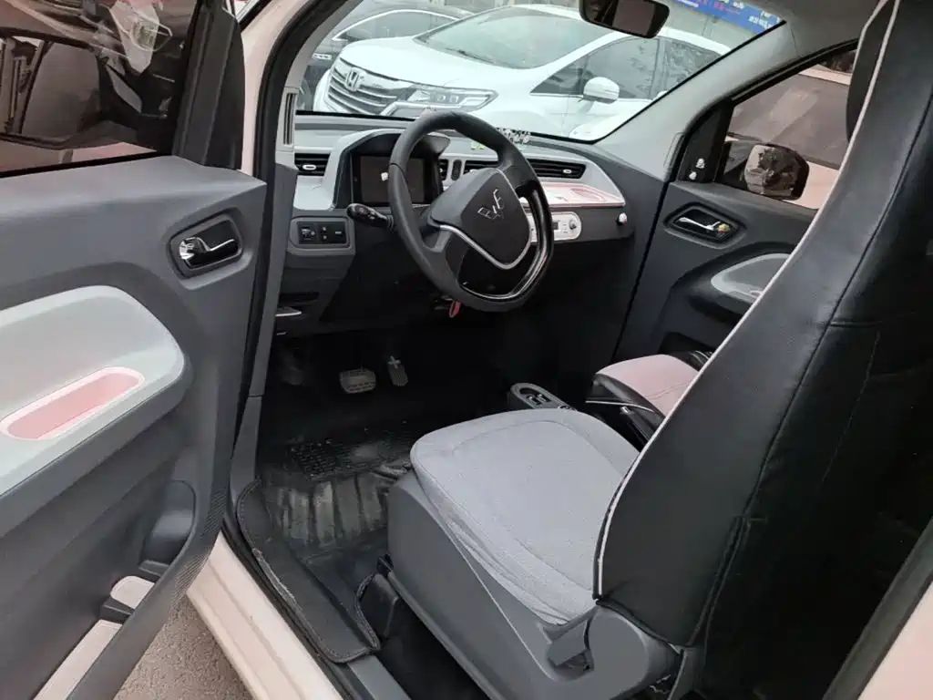 Wuling MINIEV — миниатюра 16