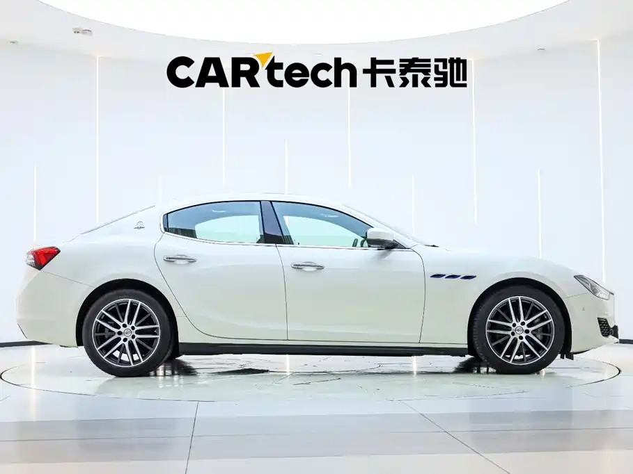 Maserati Ghibli 2021 2.0T