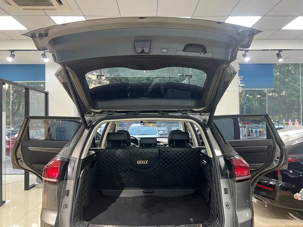 Geely Boyue — миниатюра 5