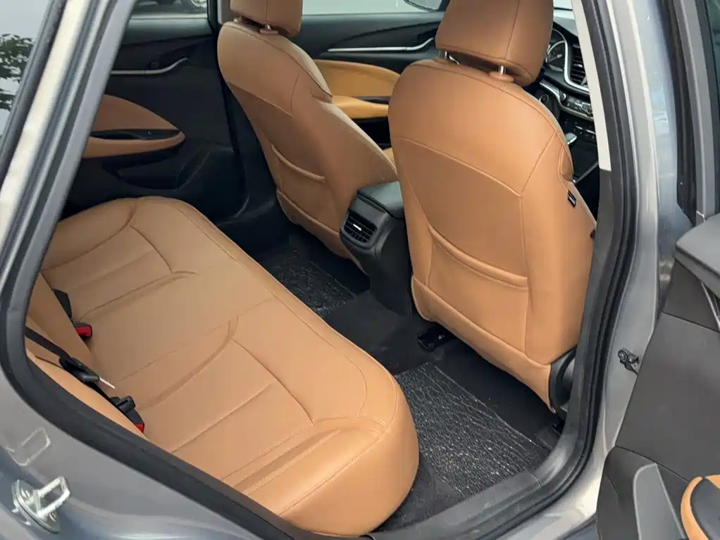Buick Excelle — миниатюра 4