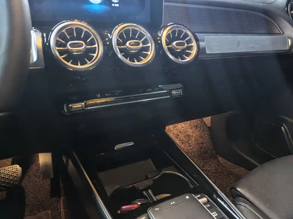 Mercedes-Benz GLB 2020 GLB 200
