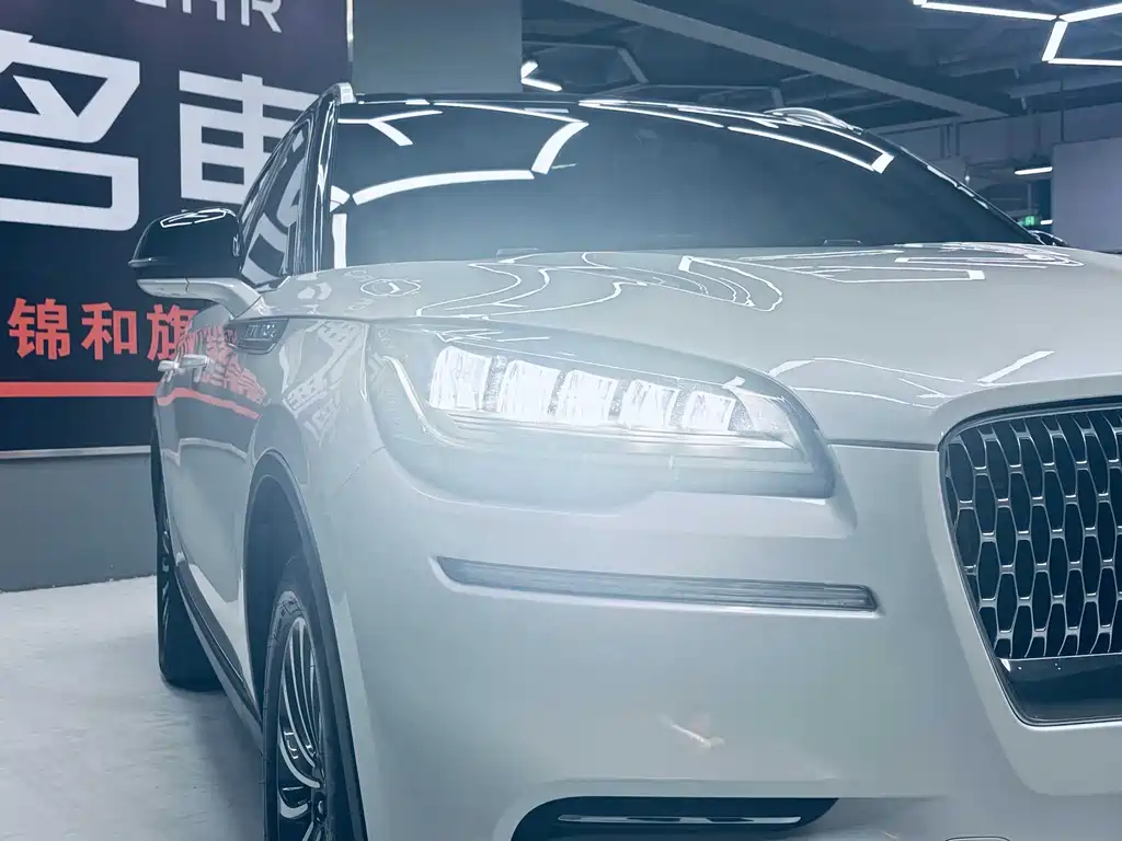 Lincoln Aviator 2020 3.0T V6