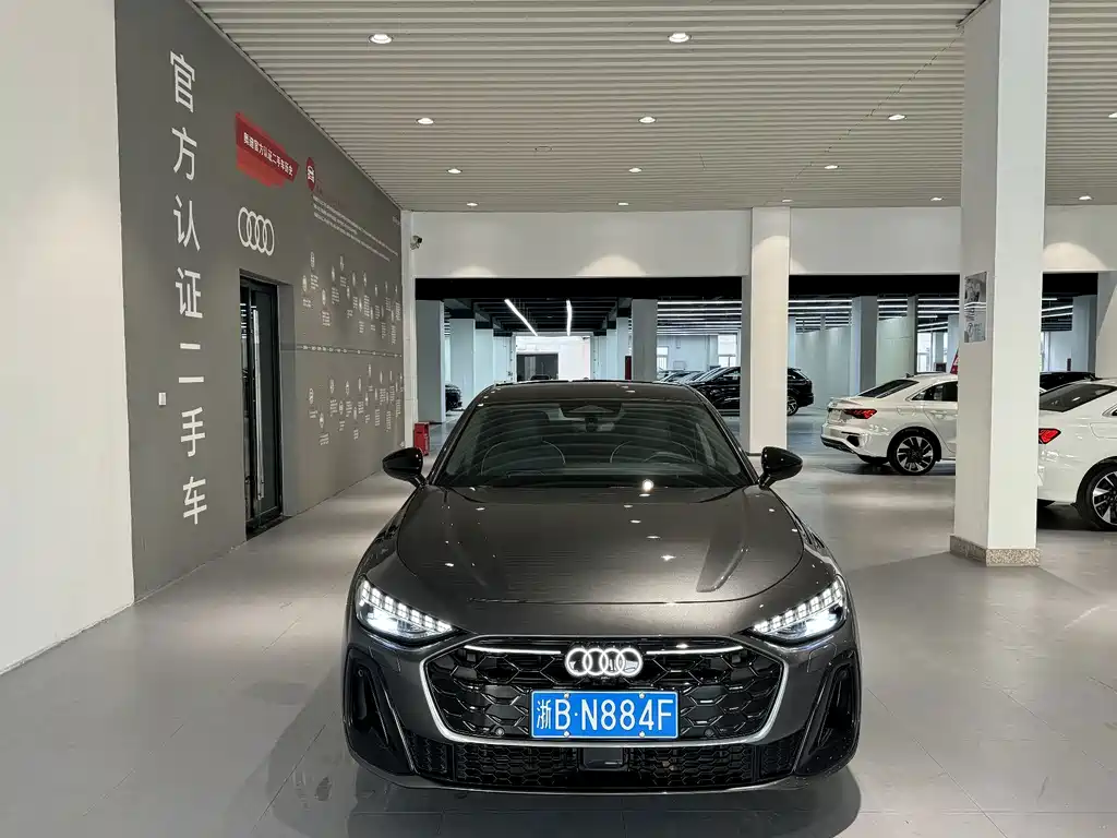 Audi A5L — миниатюра 2