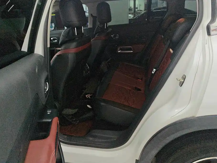 Citroen C5 AIRCROSS — миниатюра 11