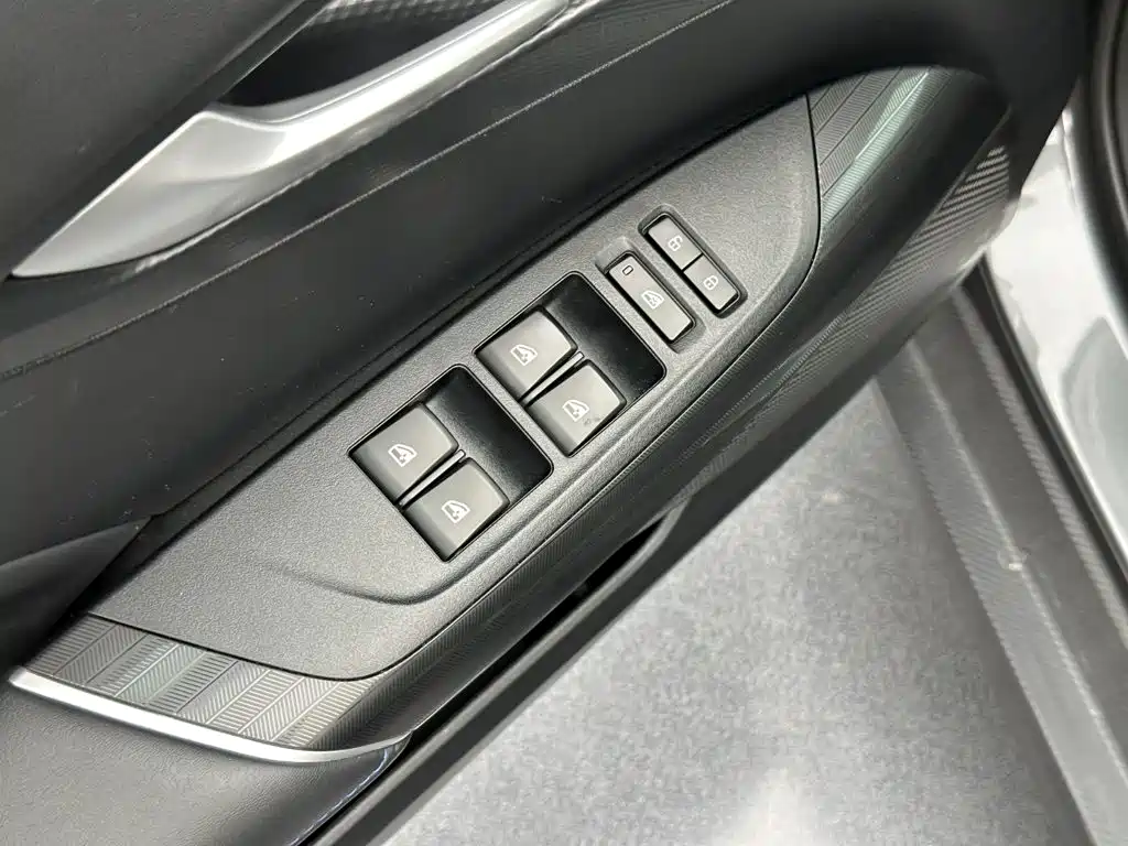 Changan Eado — миниатюра 26