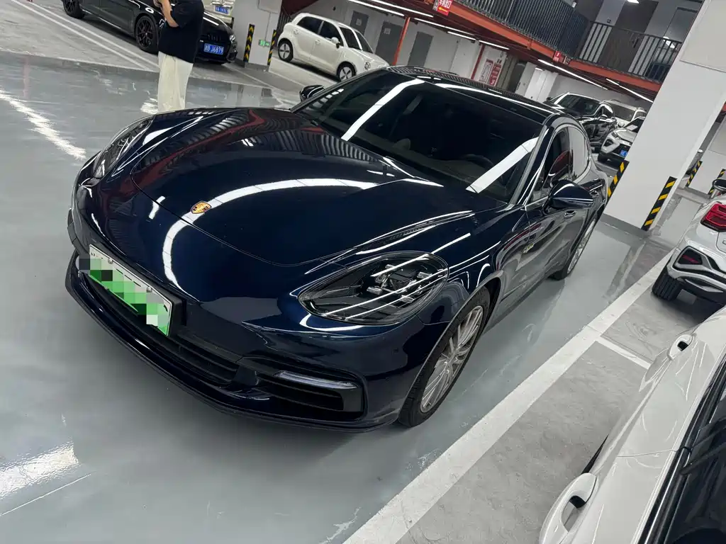 Porsche Panamera Hybrid