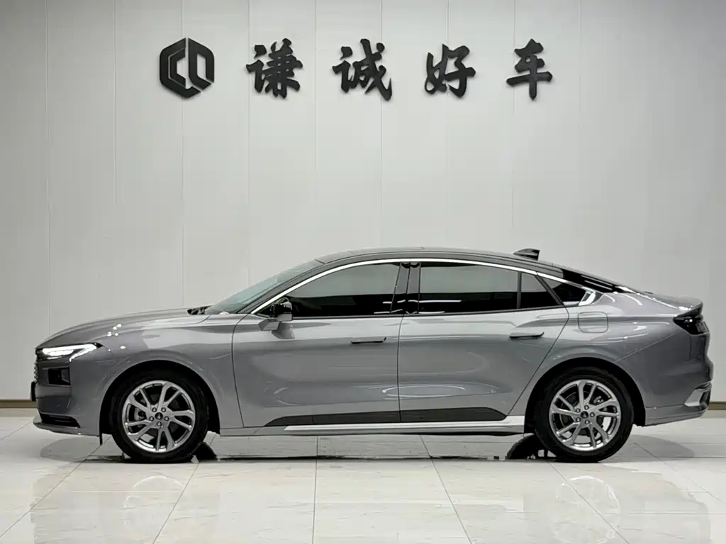 Ford Mondeo — миниатюра 4