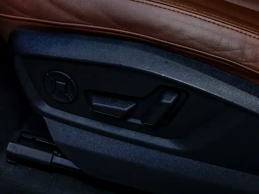 Audi Q7 — миниатюра 13
