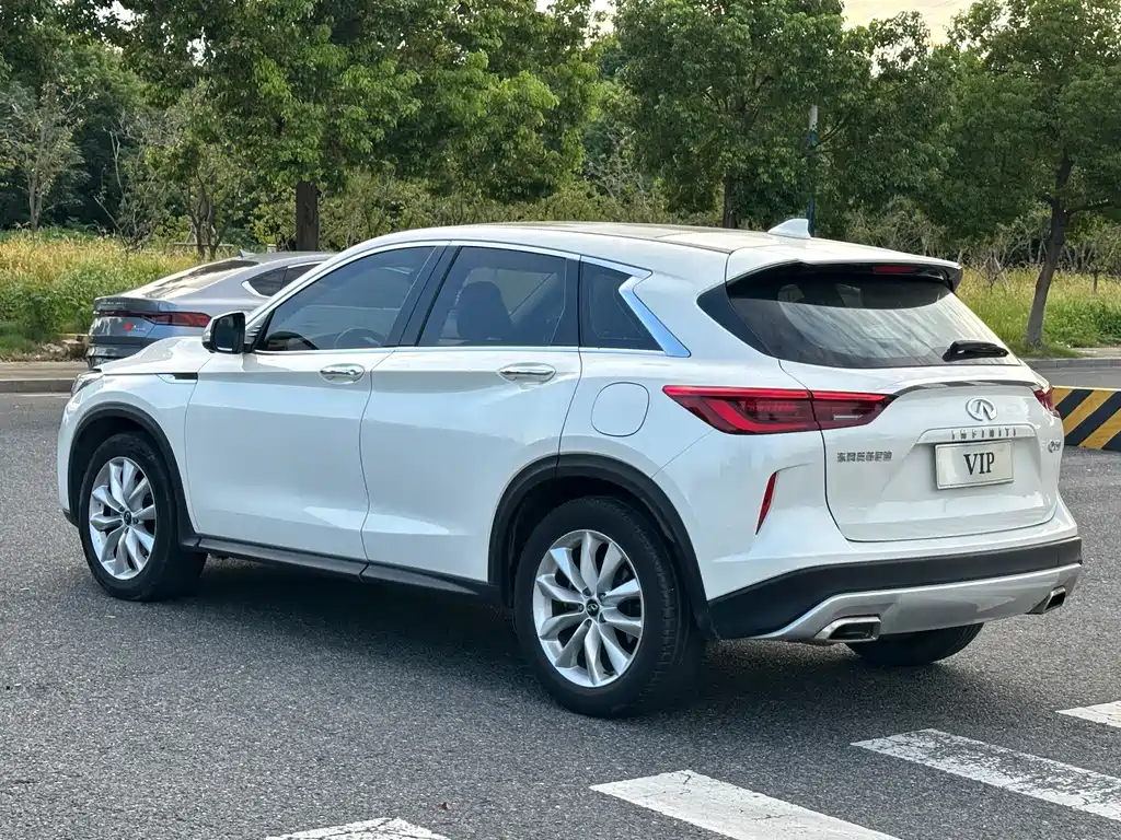 Infiniti QX50 — миниатюра 6