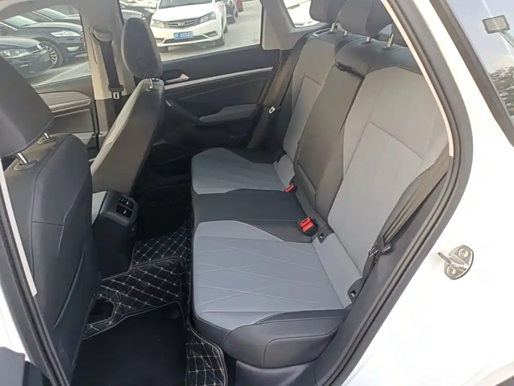 Volkswagen Lavida — миниатюра 17