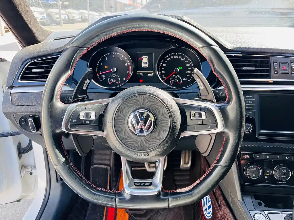 Volkswagen Lamando — миниатюра 6
