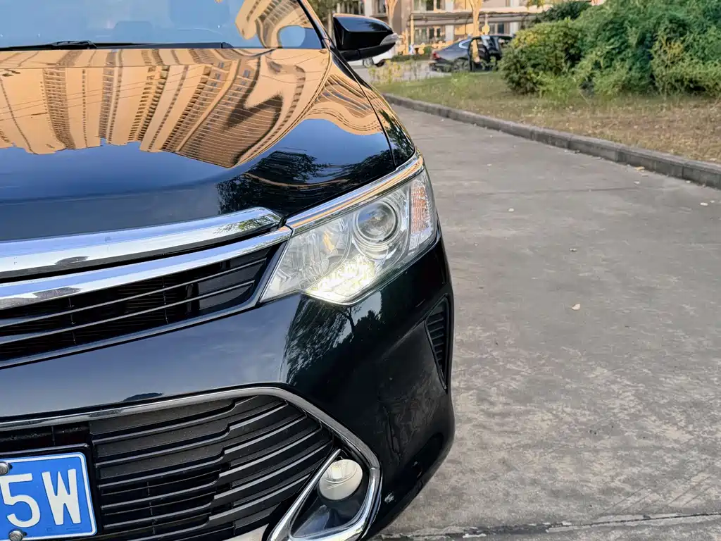 Toyota Camry — миниатюра 22