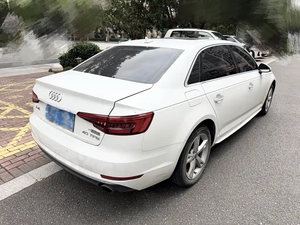 Audi A4L — миниатюра 4