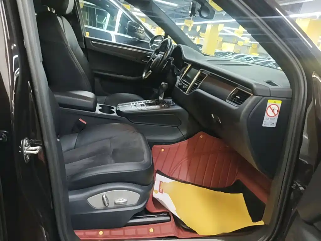 Porsche Macan — миниатюра 25