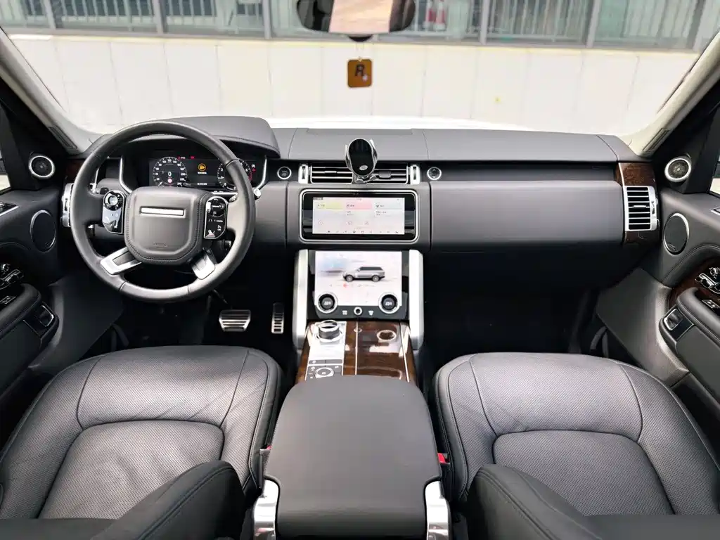 Land Rover Range Rover — миниатюра 6