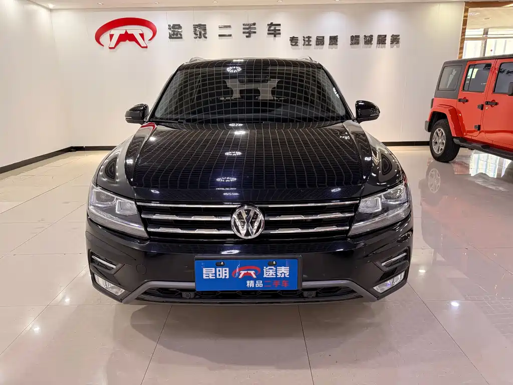 VOLKSWAGEN TIGUAN L