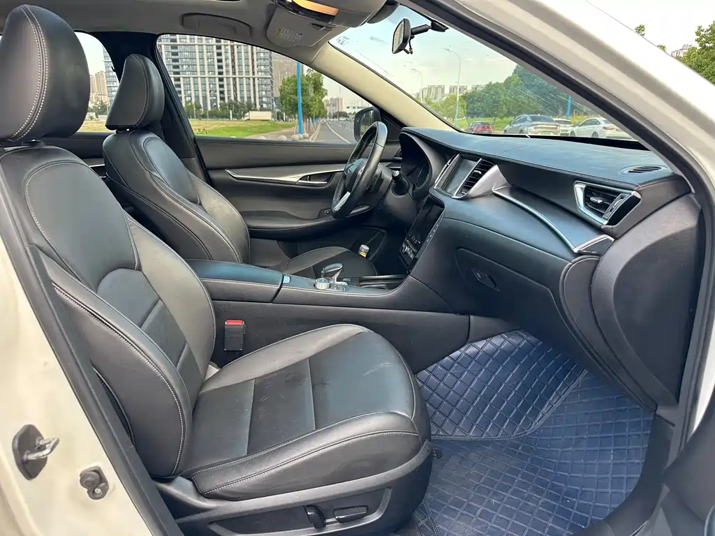 Infiniti QX50 — миниатюра 16