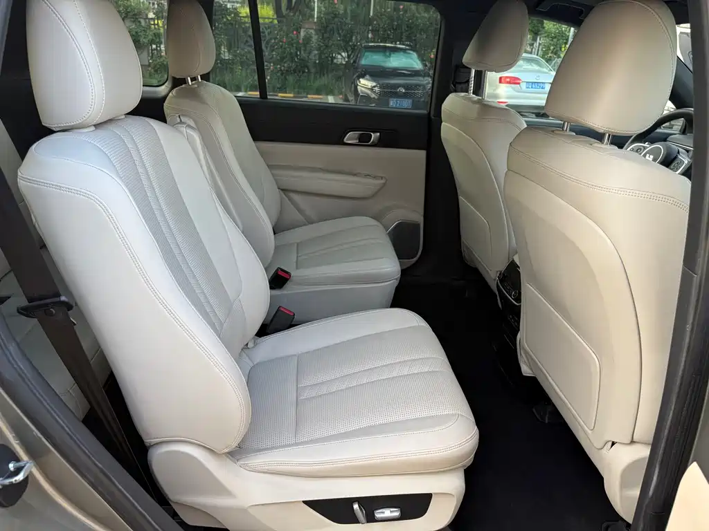 Li Auto Li ONE — миниатюра 14