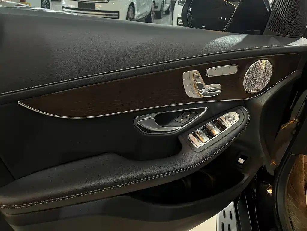 Mercedes-Benz GLC 2022 GLC 300 L 4MATIC