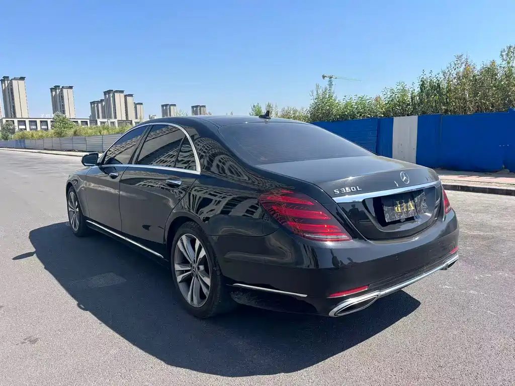 Mercedes-Benz S-Class — миниатюра 7