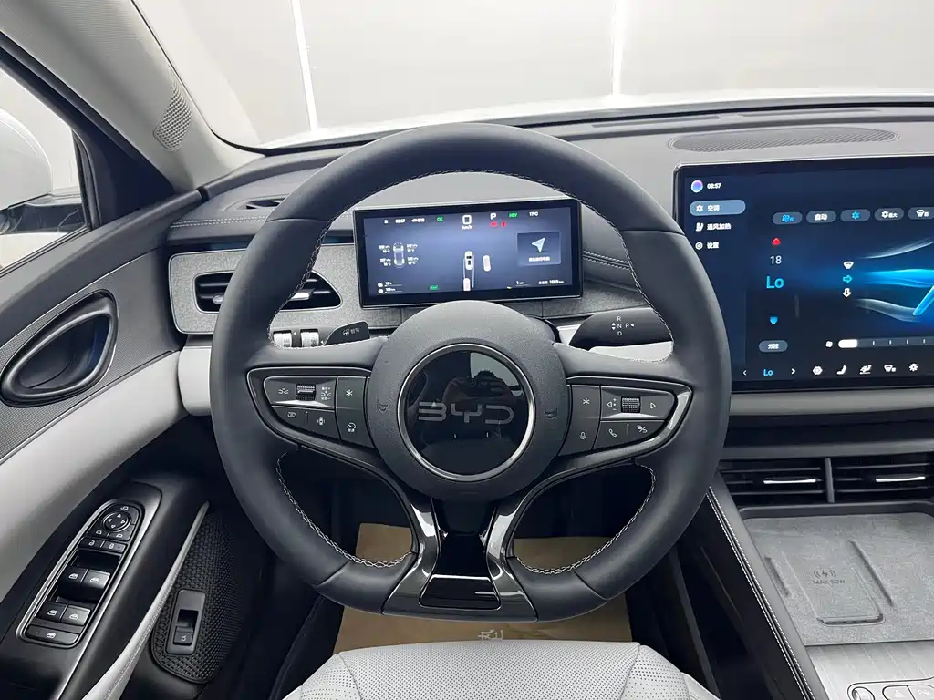 BYD Seal 06 DM-i Touring — миниатюра 12