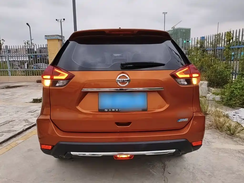 Nissan X-Trail — миниатюра 6