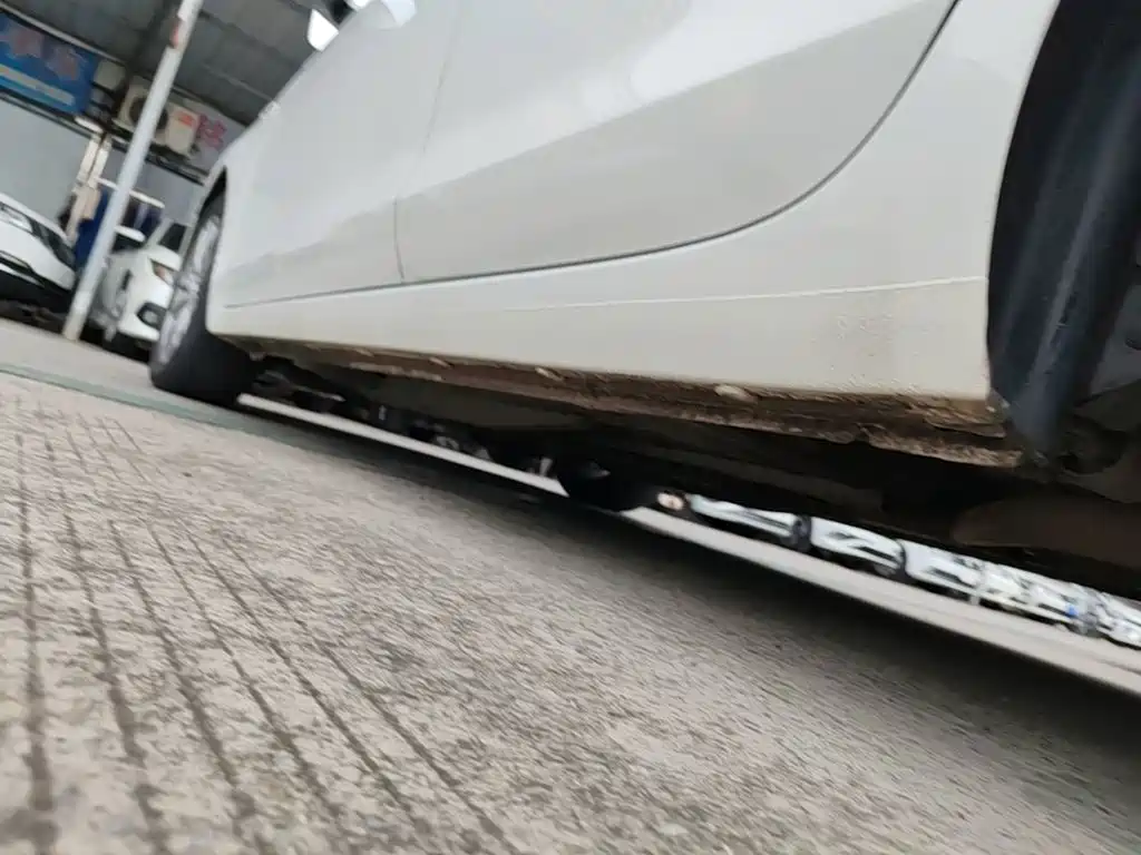 Buick Excelle — миниатюра 22