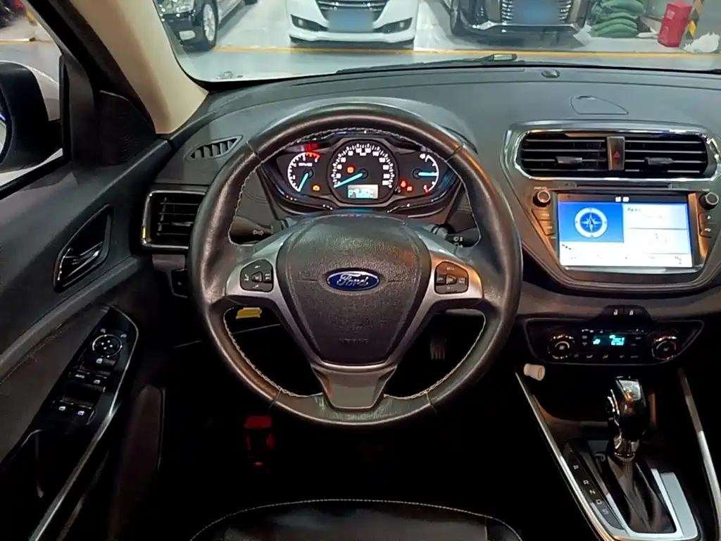 Ford Escort — миниатюра 11