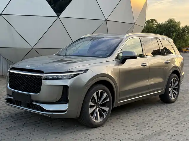 Li Auto ONE