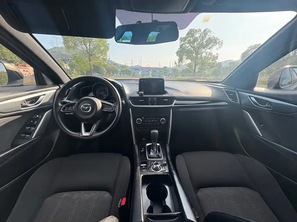 Mazda CX-4 — миниатюра 8