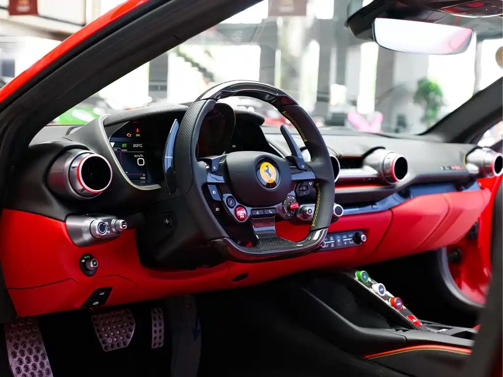 Ferrari 812 — миниатюра 15