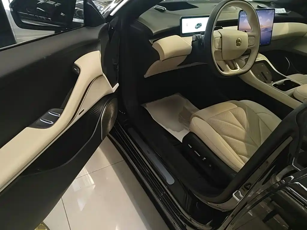 NIO ET5T — миниатюра 16