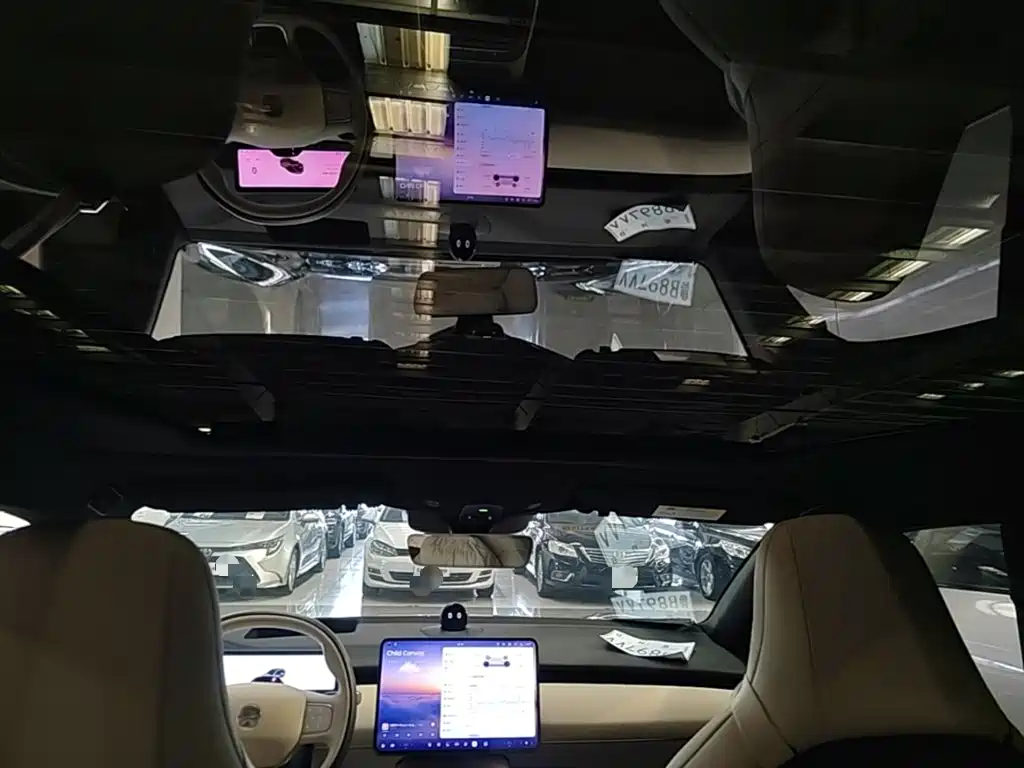 NIO ET5T — миниатюра 18