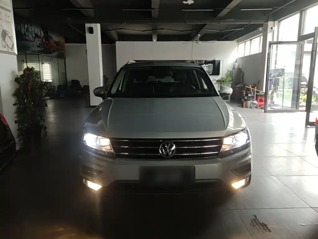 Volkswagen Tiguan L — миниатюра 3