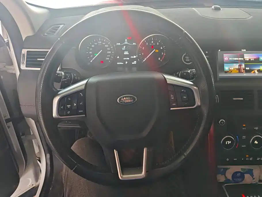 Land Rover Discovery Sport — миниатюра 15